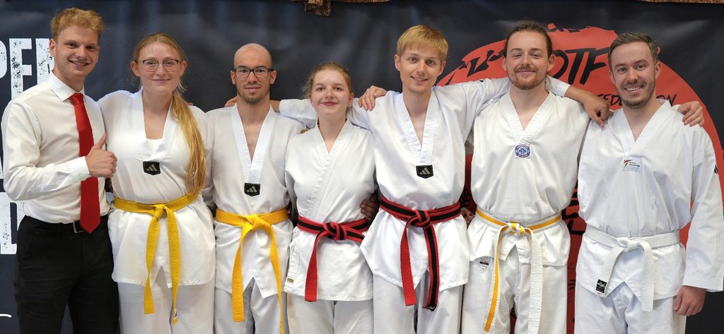 Mitglieder des Taekwondo Team Ferrox Lupus e. V.